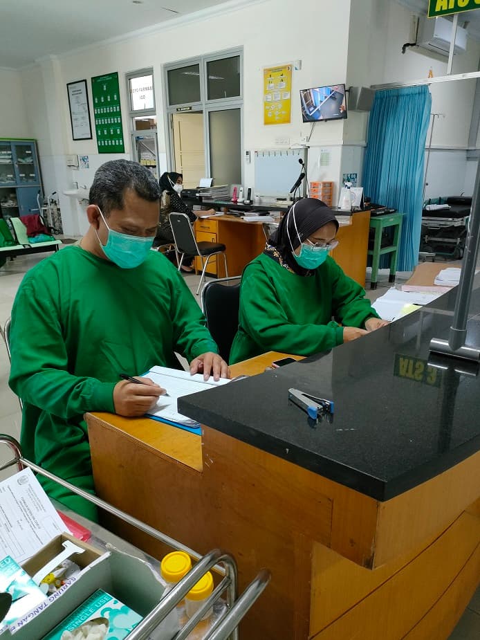 Instalasi Gawat Darurat Rumah Sakit Tk.II dr. Soepraoen